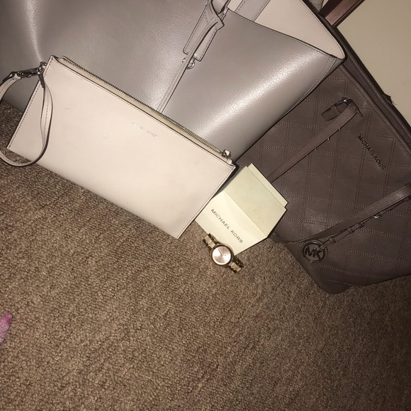 Michael Kors handbags and watch - Picture 2 of 2